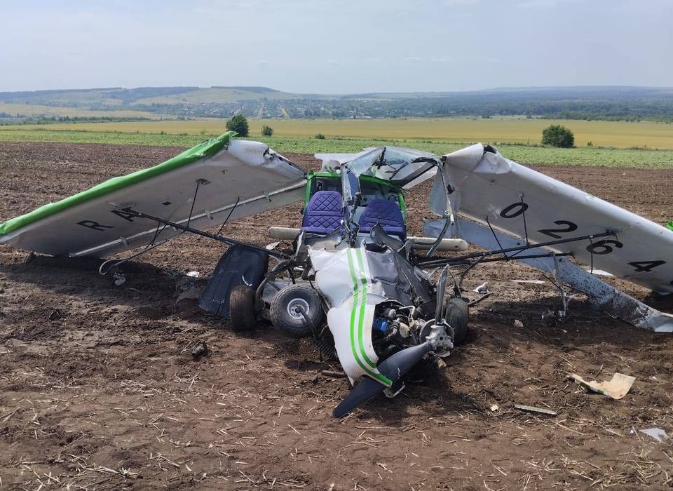16 июня маломоторный самолет жестко приземлился в селе под Волгоградом